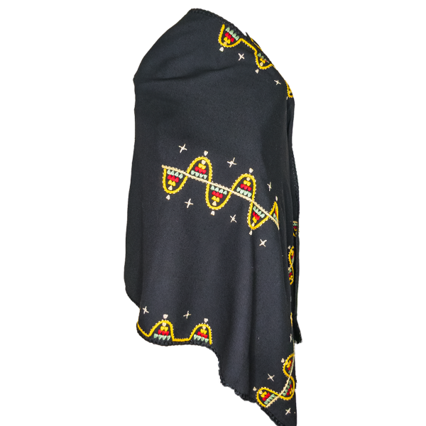 Echarpe brodée à la main